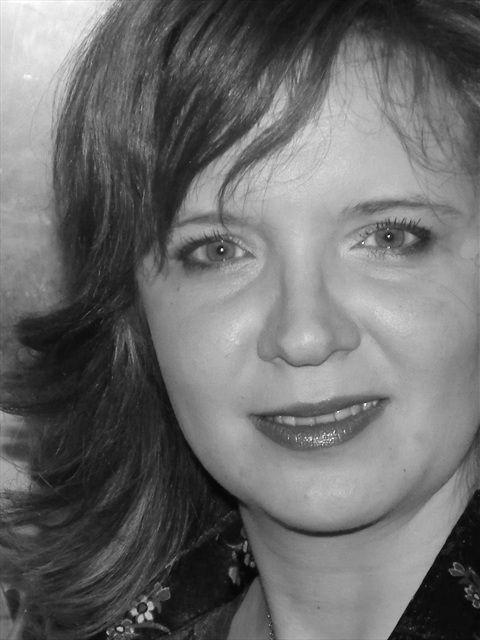 Photograph of Alena Amelyanchuk